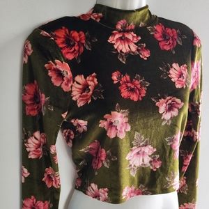 Forever 21 Velvet Green Long Sleeve Crop Top With Pink Flowers